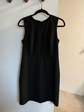 Ann Taylor black crew neck sleeveless shift dress sheath dress 6 petite 6P